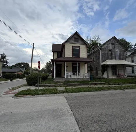 $114,900 | 236 North Vine Street, Muncie, IN 47305