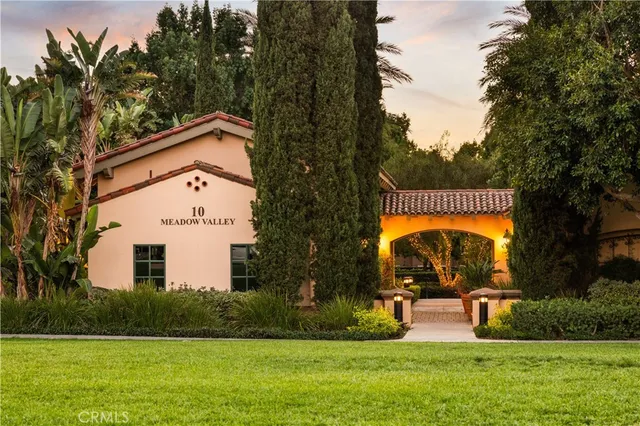 $2,680,000 | 33 Modesto, Irvine, CA 92602