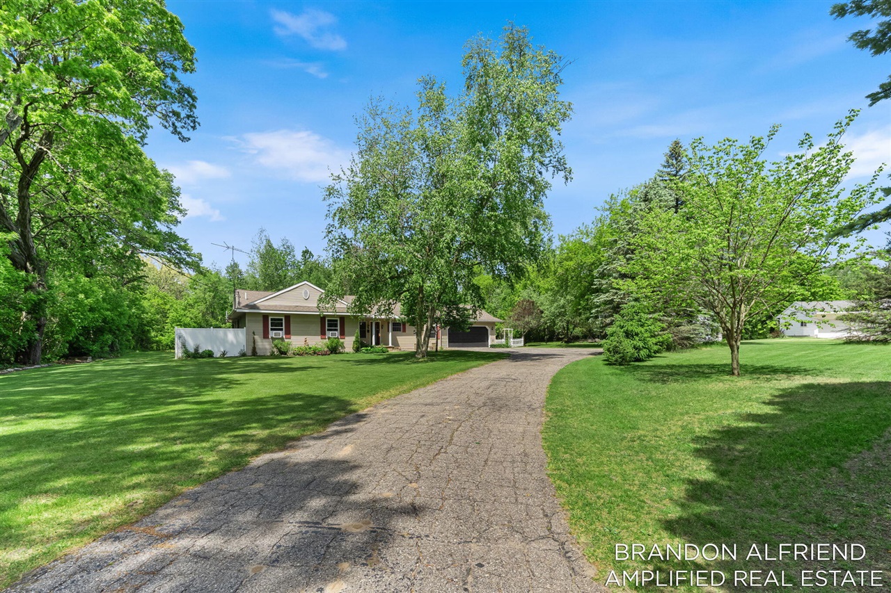 10226 Southwest Greenville Road Greenville, MI 48838 - Photo 50 of 62