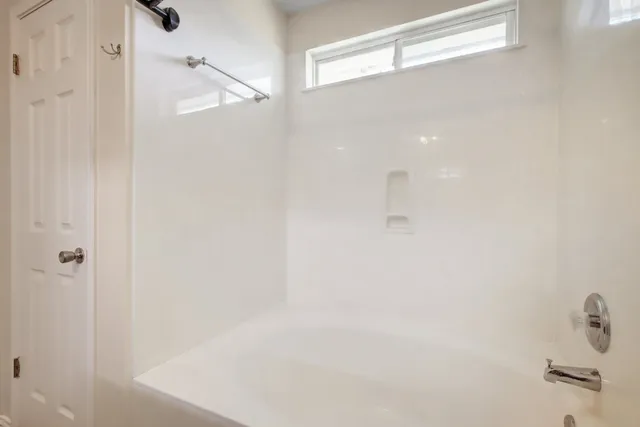 $1,865 | 218 Katy B Lane, Bastrop, TX 78602