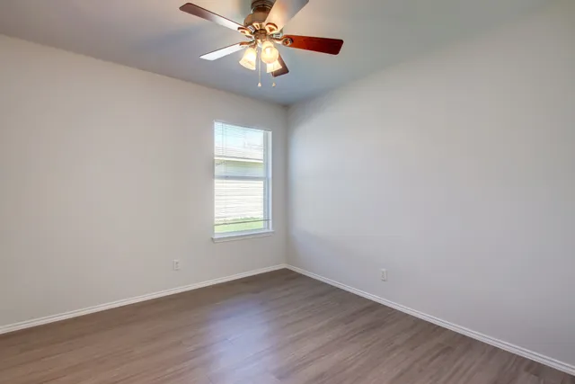 $1,865 | 218 Katy B Lane, Bastrop, TX 78602