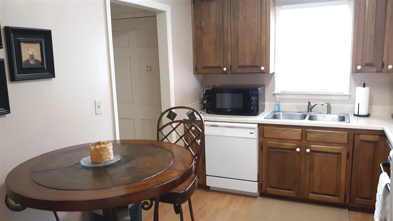 5608 Darrow Drive Raleigh, NC 27612 - Photo 8 of 18 Kitchen