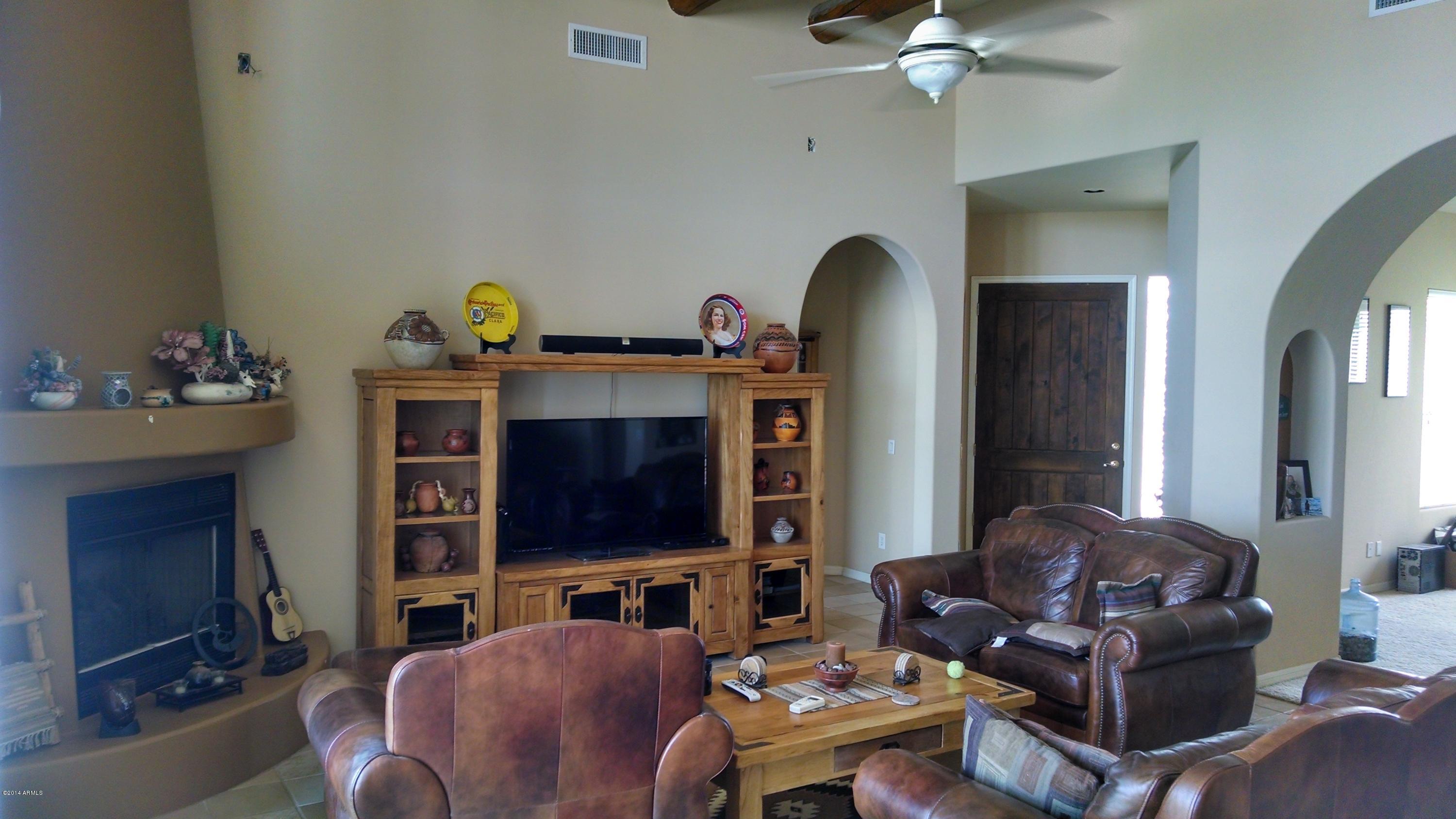 2518 West Tanya Road Phoenix, AZ 85086 - Photo 10 of 38 IMG_20140415_102502762_HDR