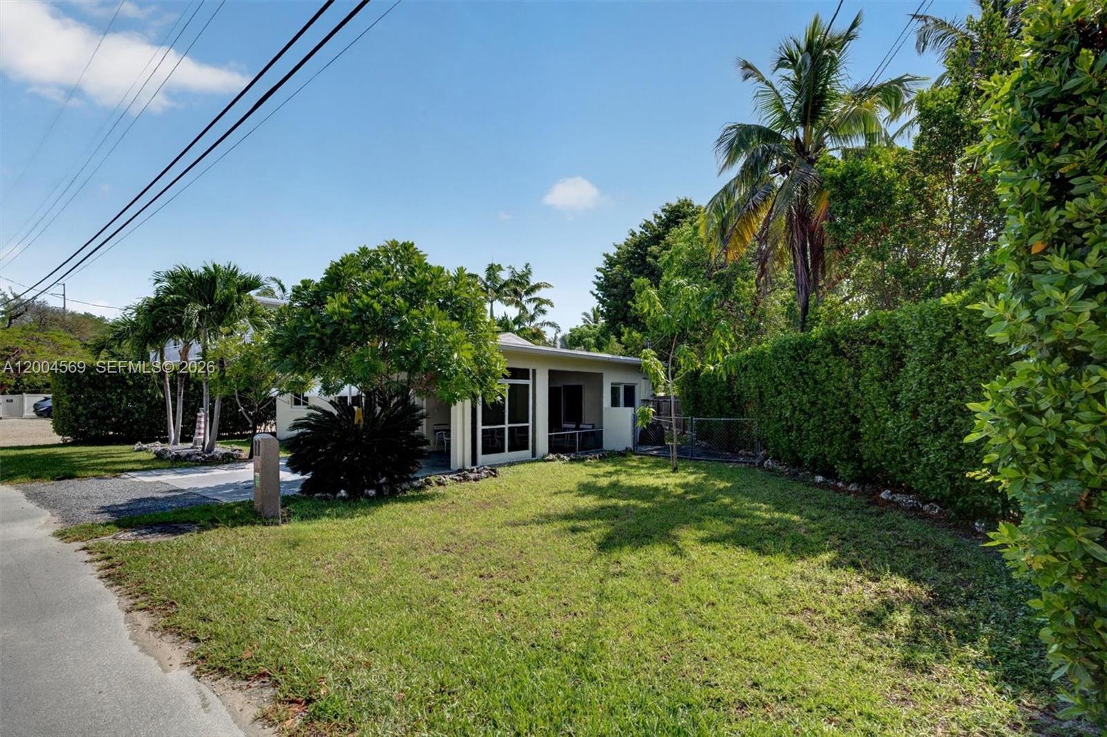 8 Ocean View Boulevard Key Largo, FL 33037 - Photo 11 of 56 Spacious yard with room for a boat or future expansion.