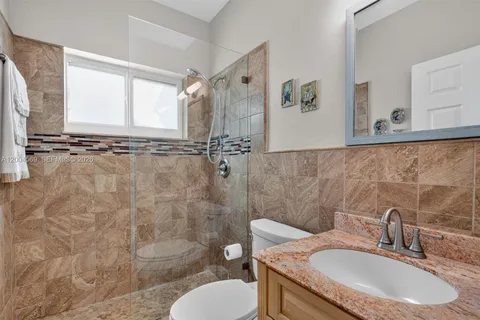 $675,000 | 8 Ocean View Boulevard, Key Largo, FL 33037