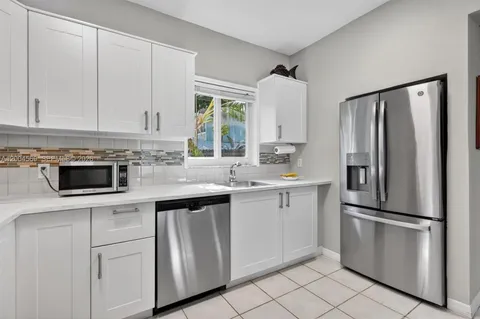 $675,000 | 8 Ocean View Boulevard, Key Largo, FL 33037