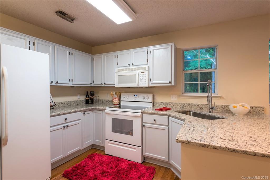 14529 Smith Road Charlotte, NC 28273 - Photo 8 of 31 Gallery Image 8