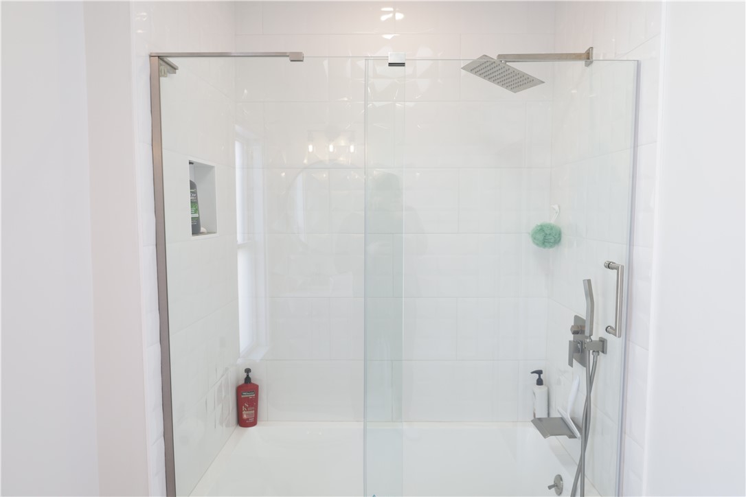 299 Prospect Avenue Middletown, RI 02842 - Photo 24 of 28