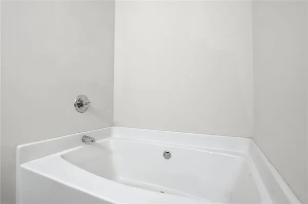 $2,050 | 2555 Flat Shoals Road, Unit 401, Atlanta, GA 30349