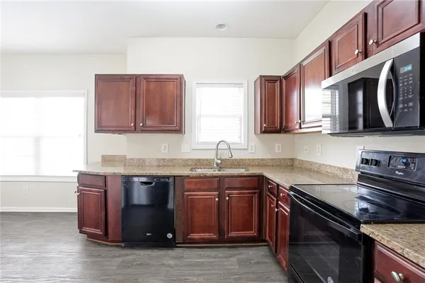 $2,050 | 2555 Flat Shoals Road, Unit 401, Atlanta, GA 30349