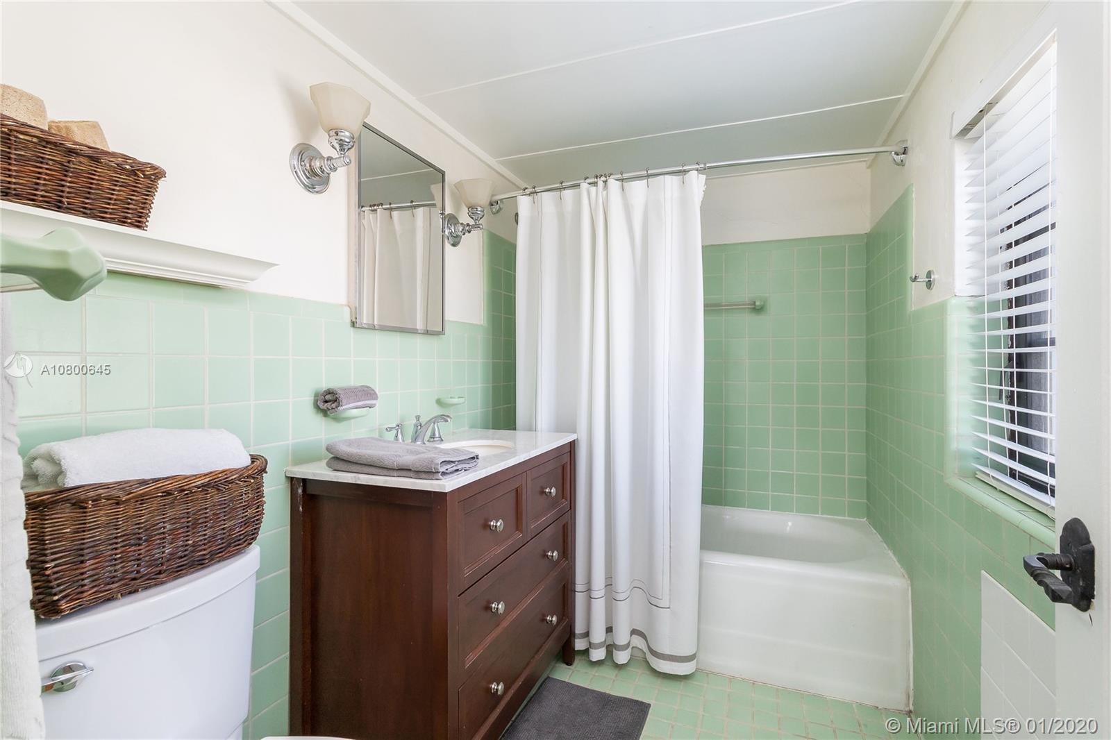 4770 Alton Road Miami Beach, FL 33140 - Photo 18 of 24 Gallery Image 18
