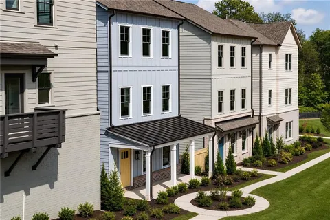 $550,000 | 3304 Stillwood Lane, Hapeville, GA 30354