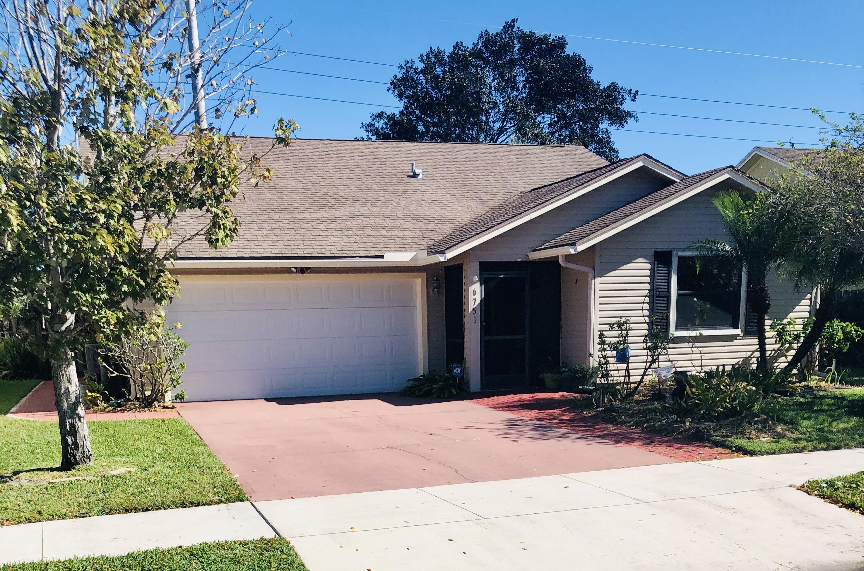 6751 Southeast Raintree Avenue Stuart, FL 34997 - Photo 1 of 19 IMG_9306