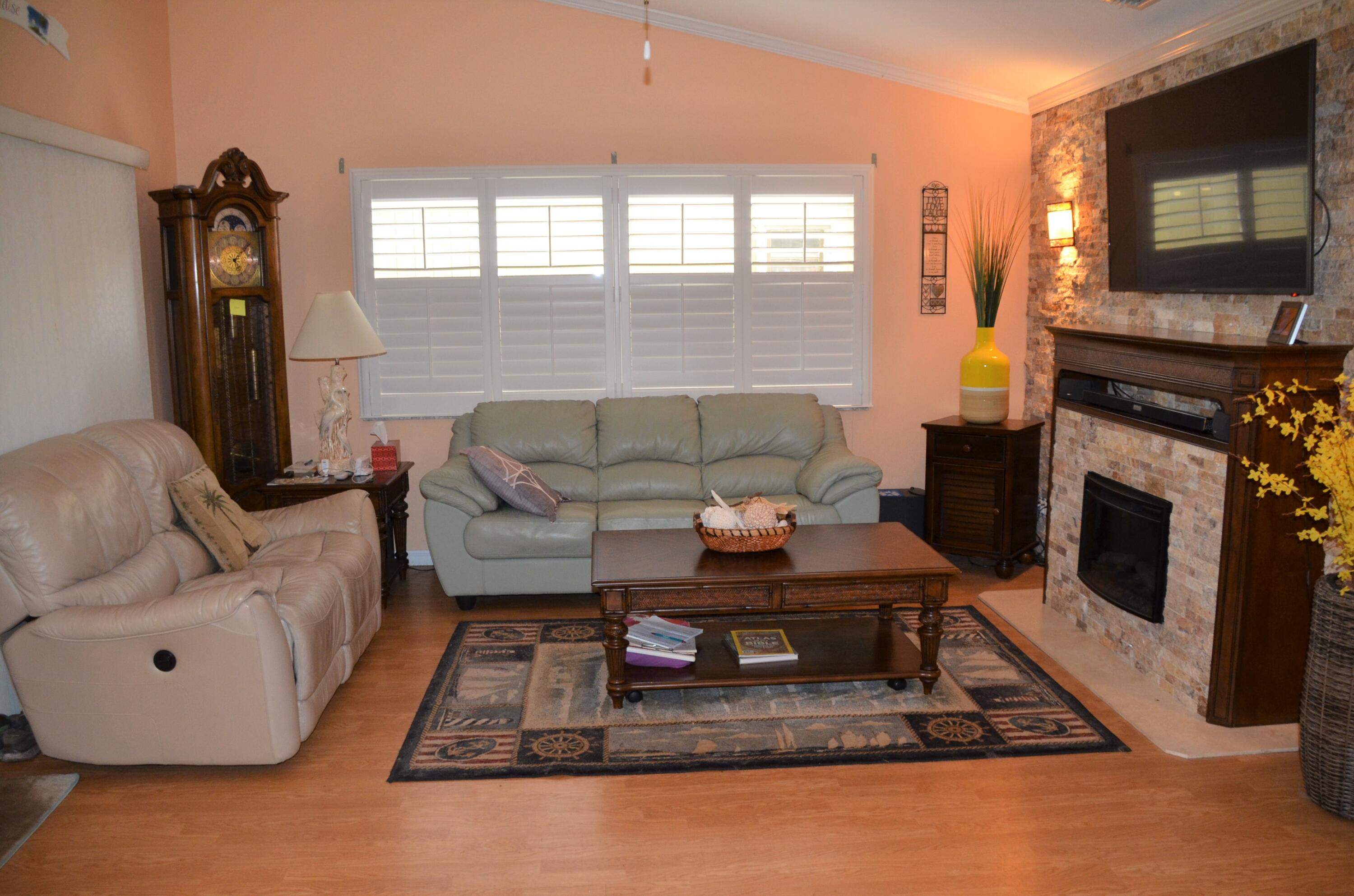 6751 Southeast Raintree Avenue Stuart, FL 34997 - Photo 16 of 19 DSC_5830