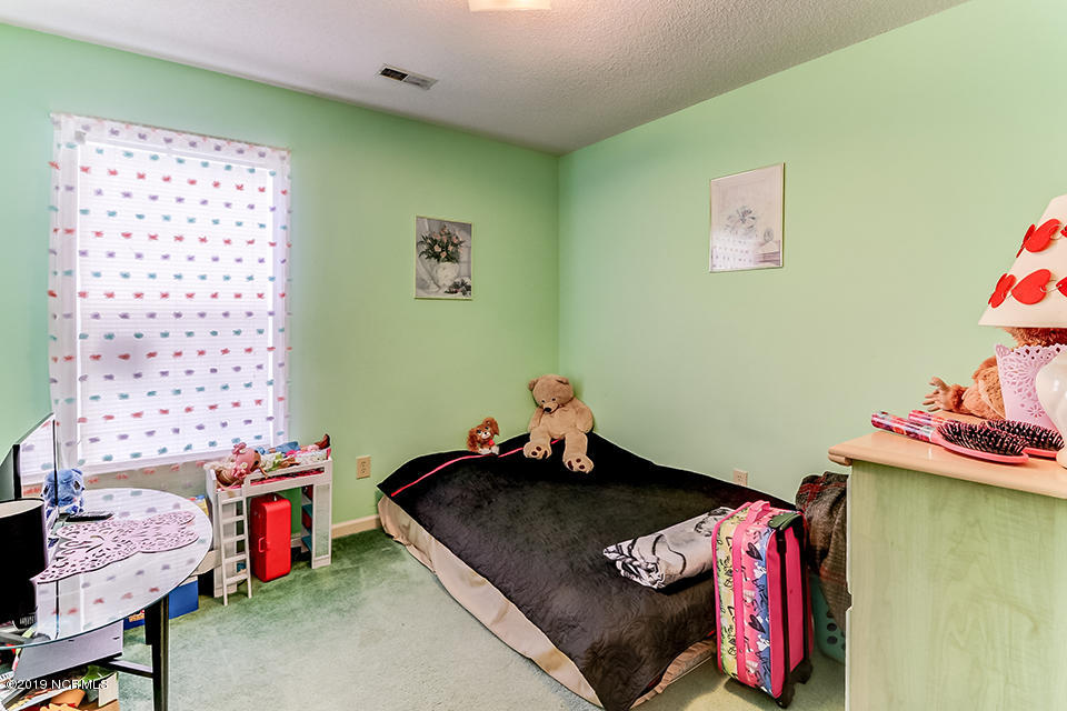 2415 White Road Wilmington, NC 28411 - Photo 9 of 14 IMG_3779_80_81