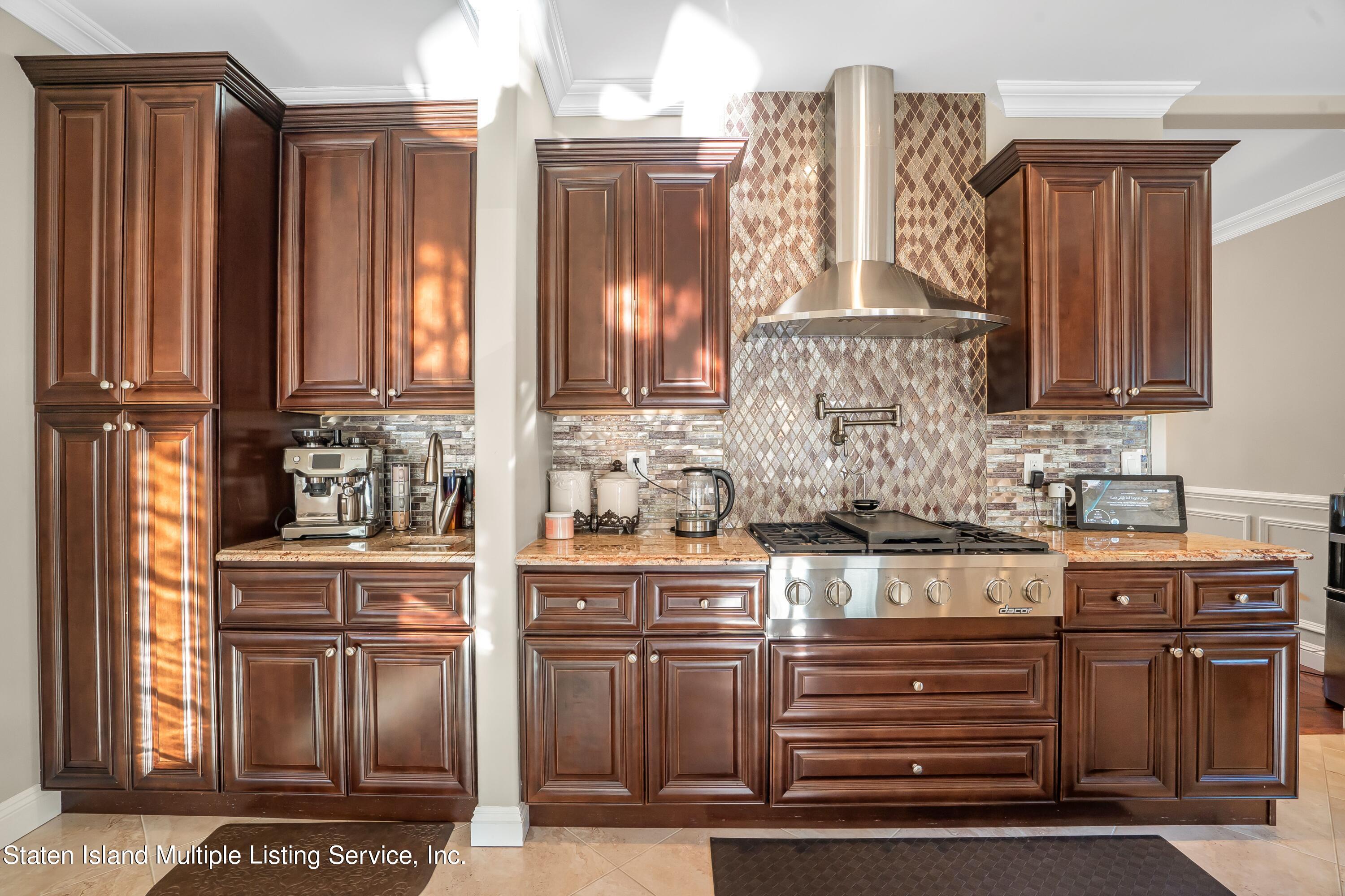 30 Bloomingdale Road Staten Island, NY 10309 - Photo 20 of 48 DSC03182