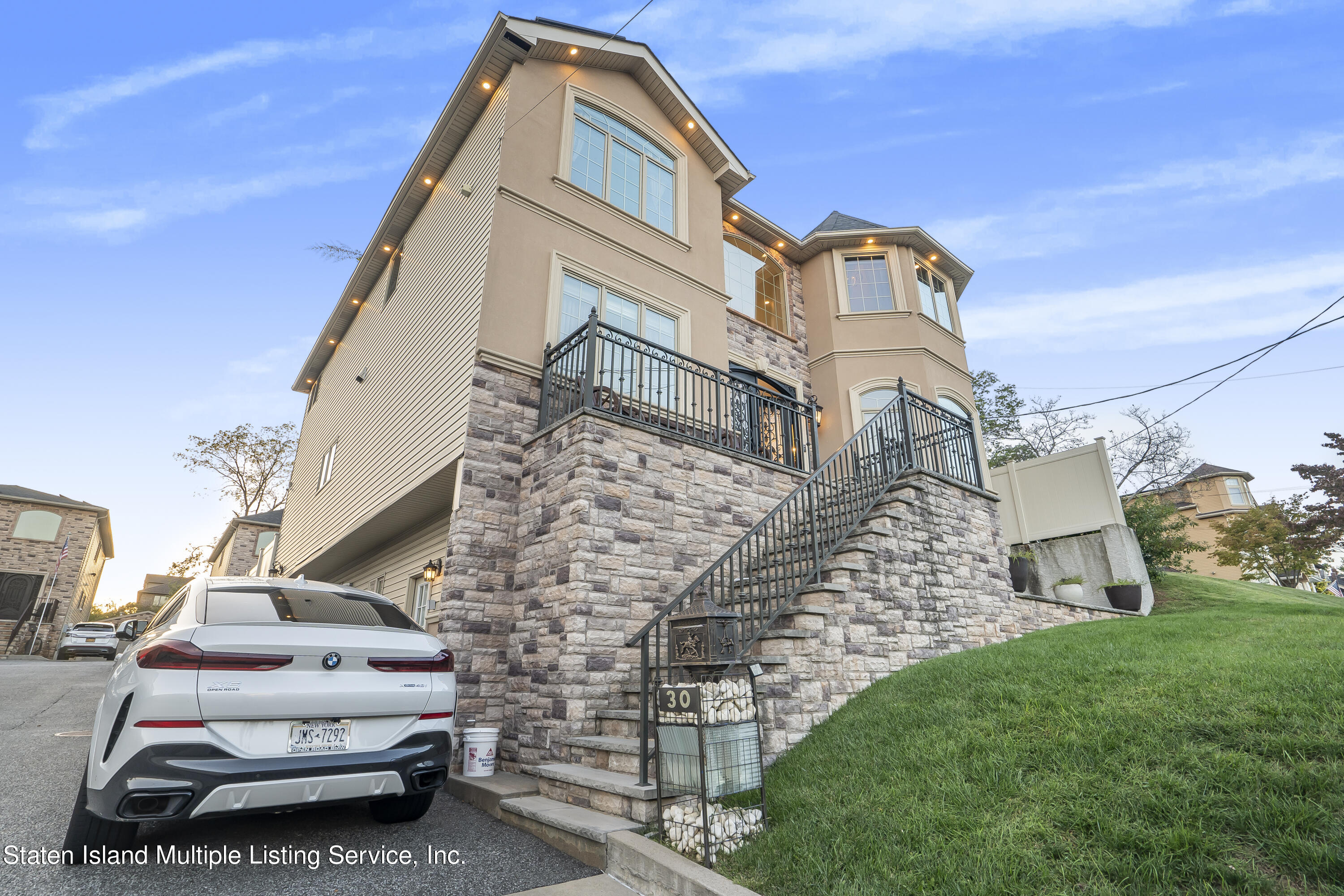 30 Bloomingdale Road Staten Island, NY 10309 - Photo 6 of 48 DSC03314