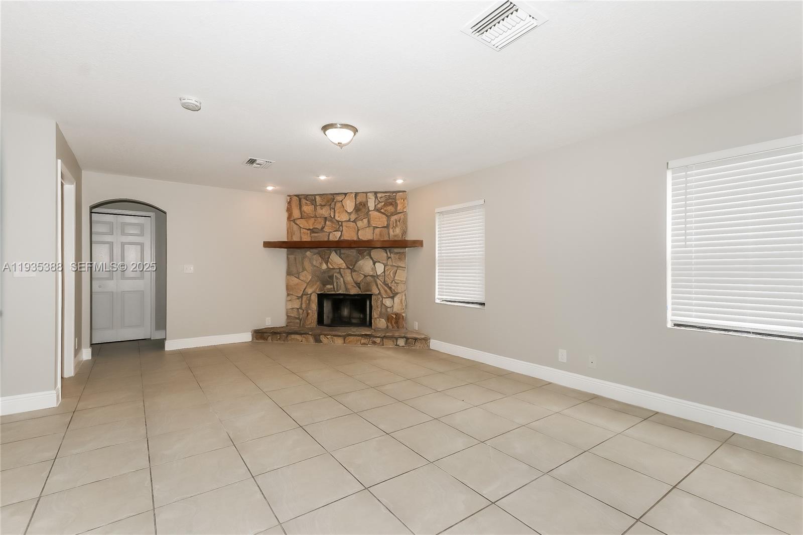 17413 42nd Road North Loxahatchee, FL 33470 - Photo 4 of 15