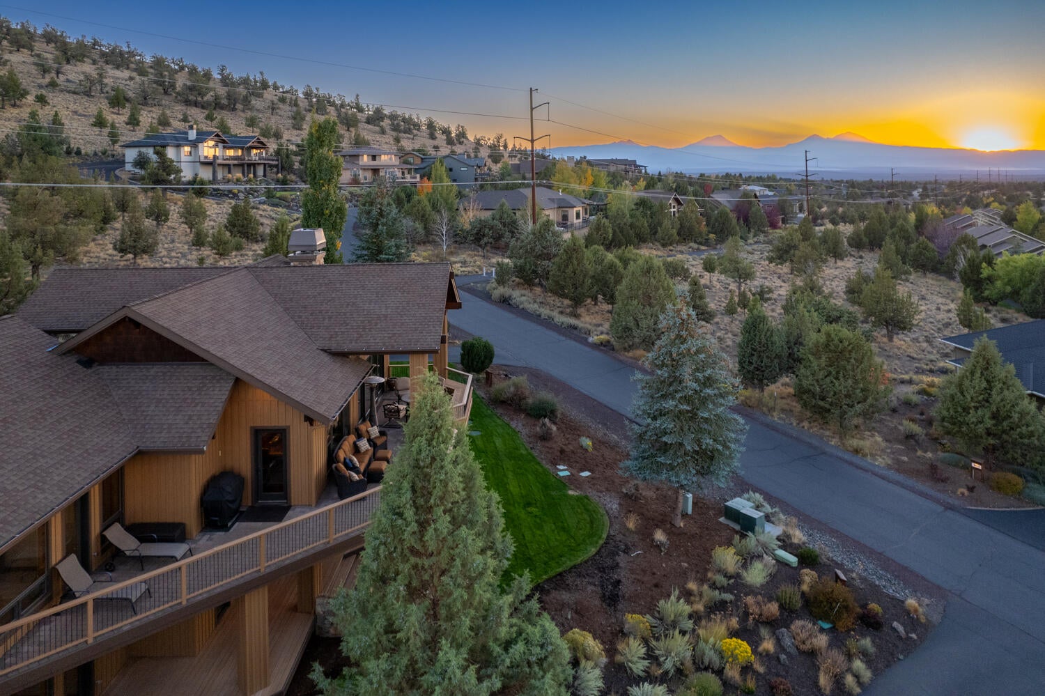 824 Highland View Loop Redmond, OR 97756 - Photo 11 of 123 Gallery Image 11