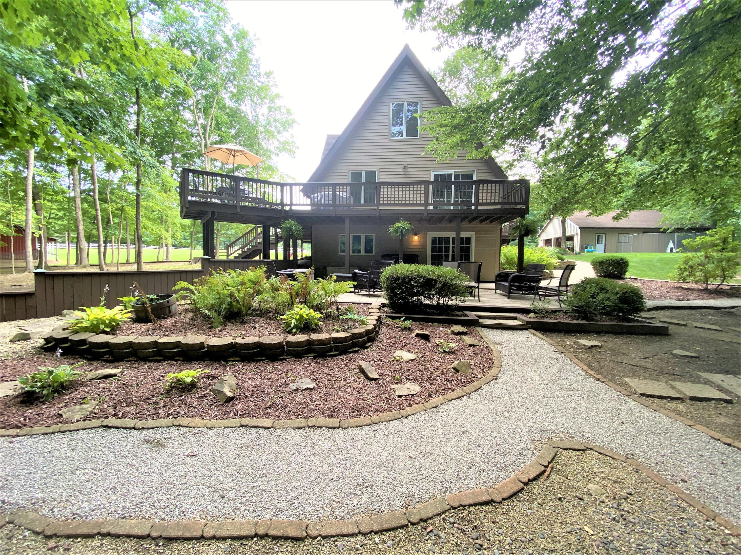 1366 Coonpath Road Northwest Lancaster, OH 43130 - Photo 3 of 49