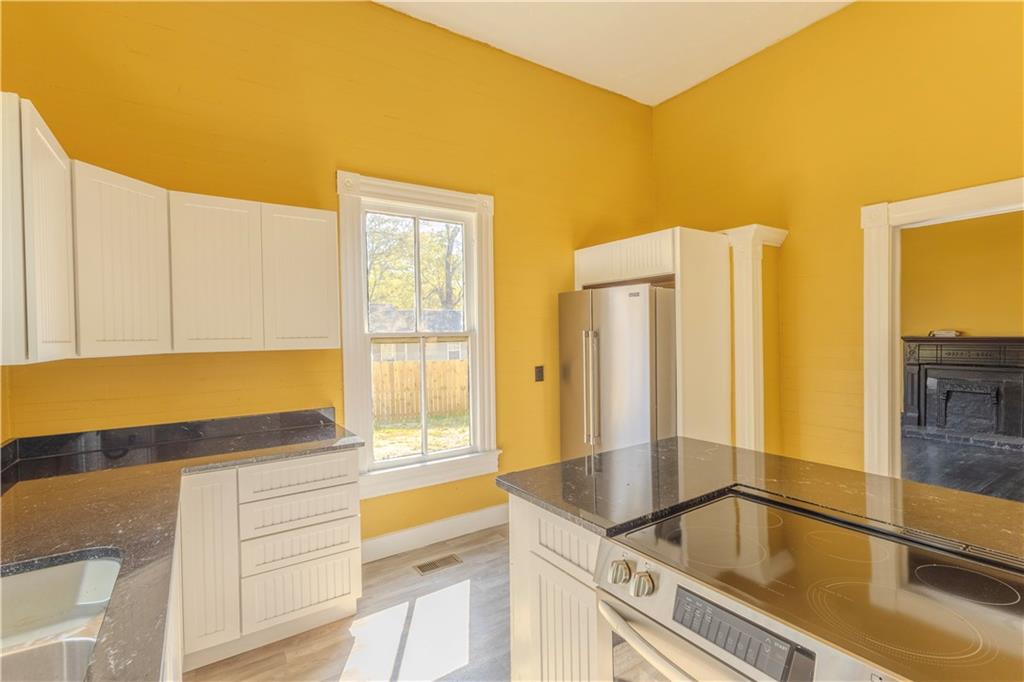 711 Davis Street Monroe, GA 30655 - Photo 16 of 17