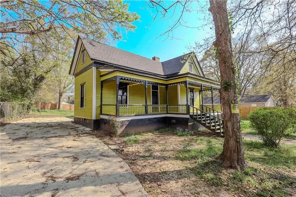 $300,000 | 711 Davis Street, Monroe, GA 30655