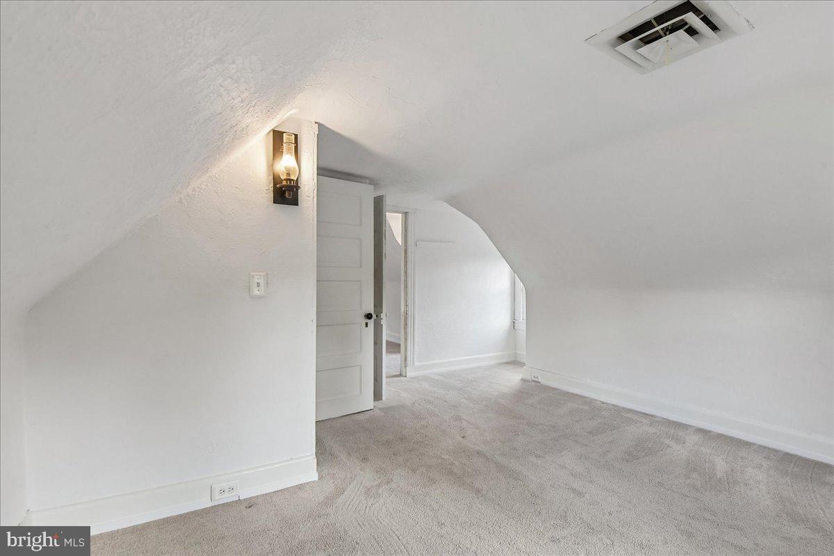 5005 Roland Avenue Baltimore, MD 21210 - Photo 44 of 63 Gallery Image 44