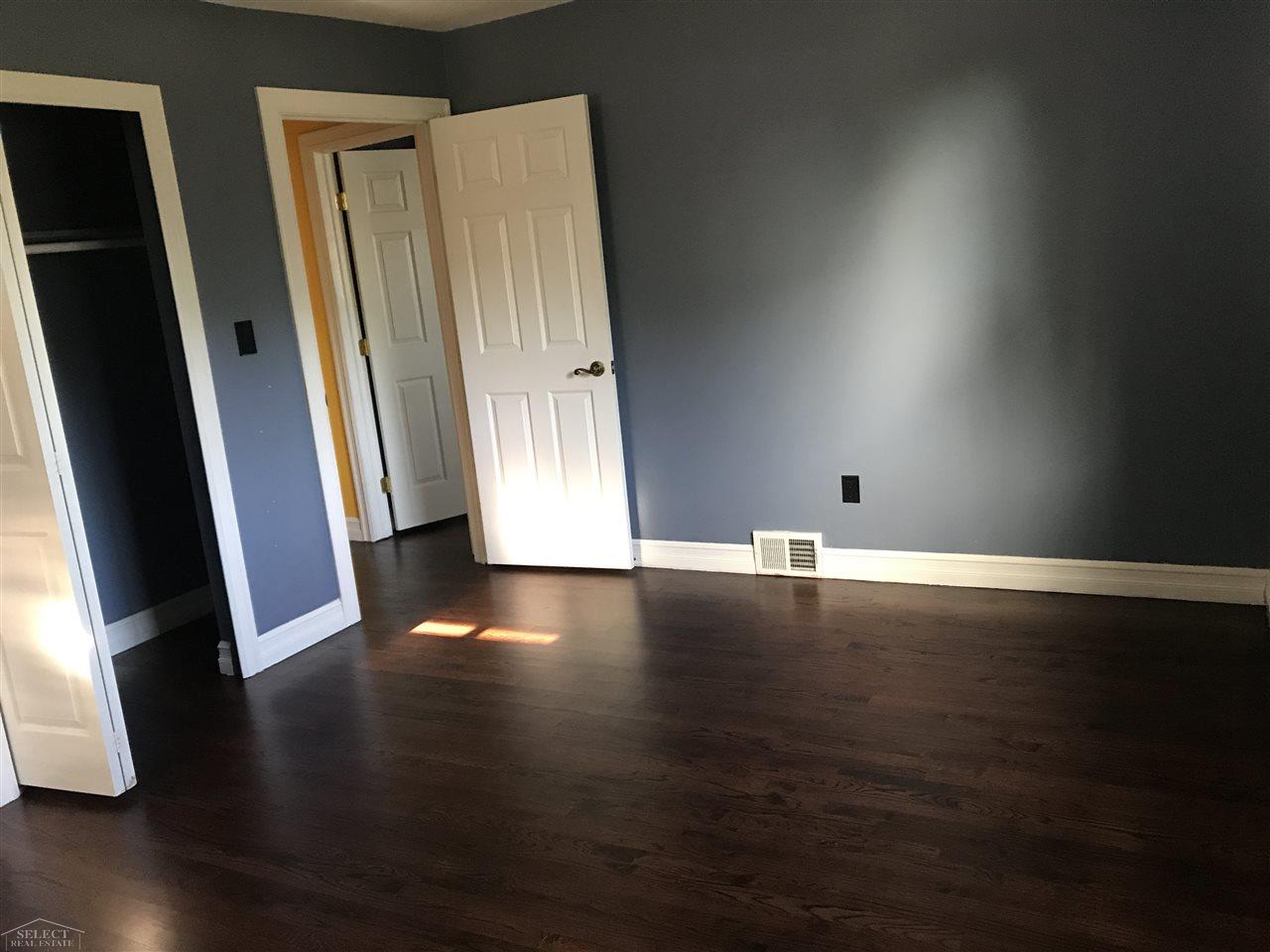 4926 15 Mile Road Sterling Heights, MI 48310 - Photo 32 of 57