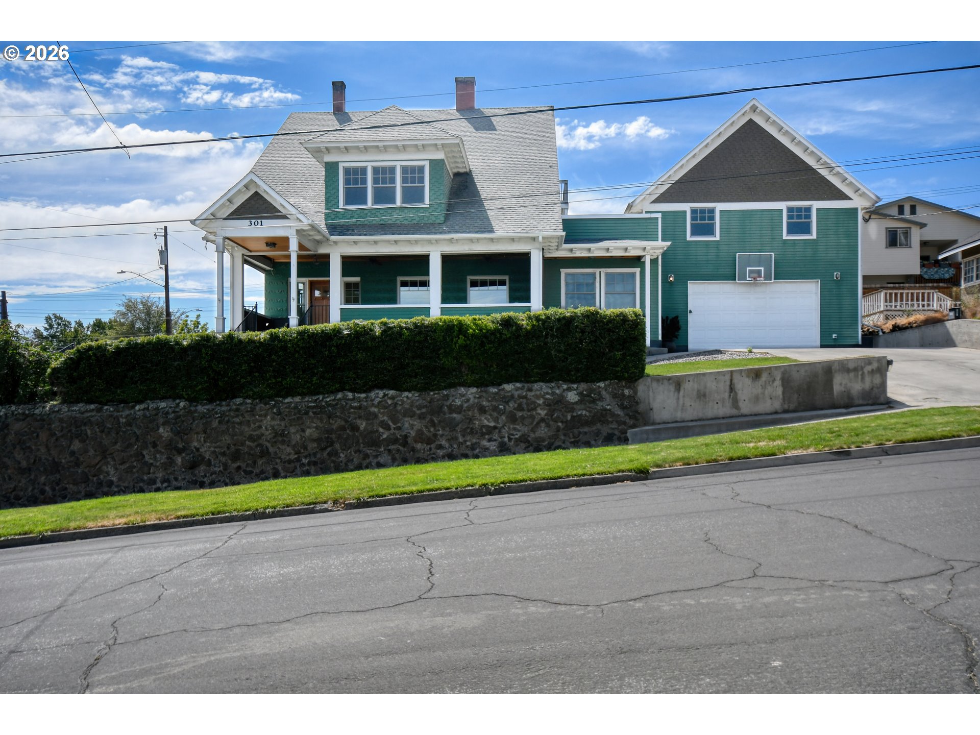 301 Northwest 9th Street Pendleton, OR 97801 - Photo 2 of 46