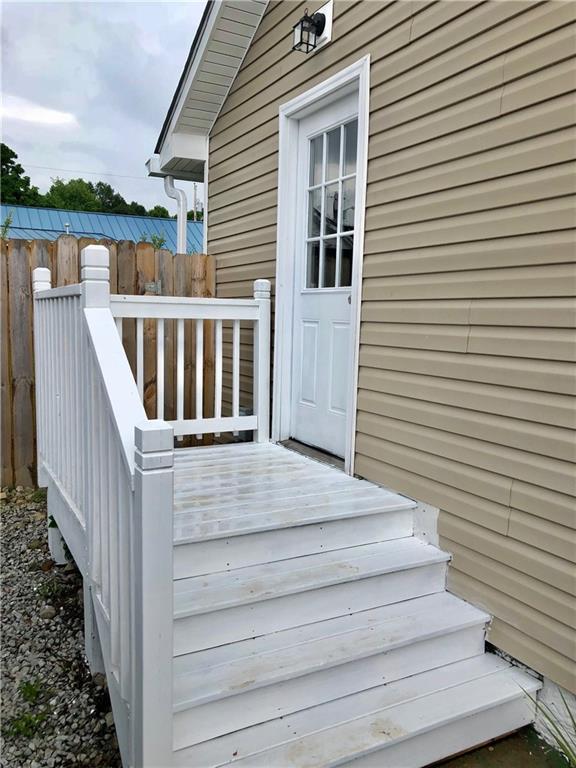 49 Locust Street Ellsworth, PA 15331 - Photo 3 of 24 Gallery Image 3