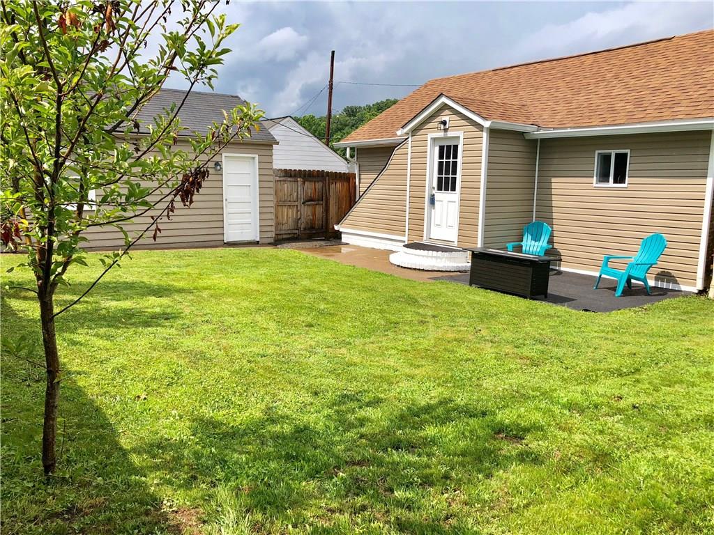 49 Locust Street Ellsworth, PA 15331 - Photo 21 of 24 Gallery Image 21