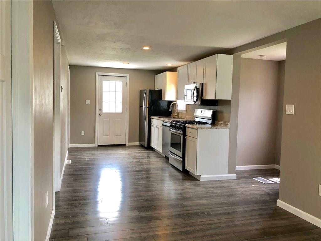 49 Locust Street Ellsworth, PA 15331 - Photo 5 of 24 Gallery Image 5