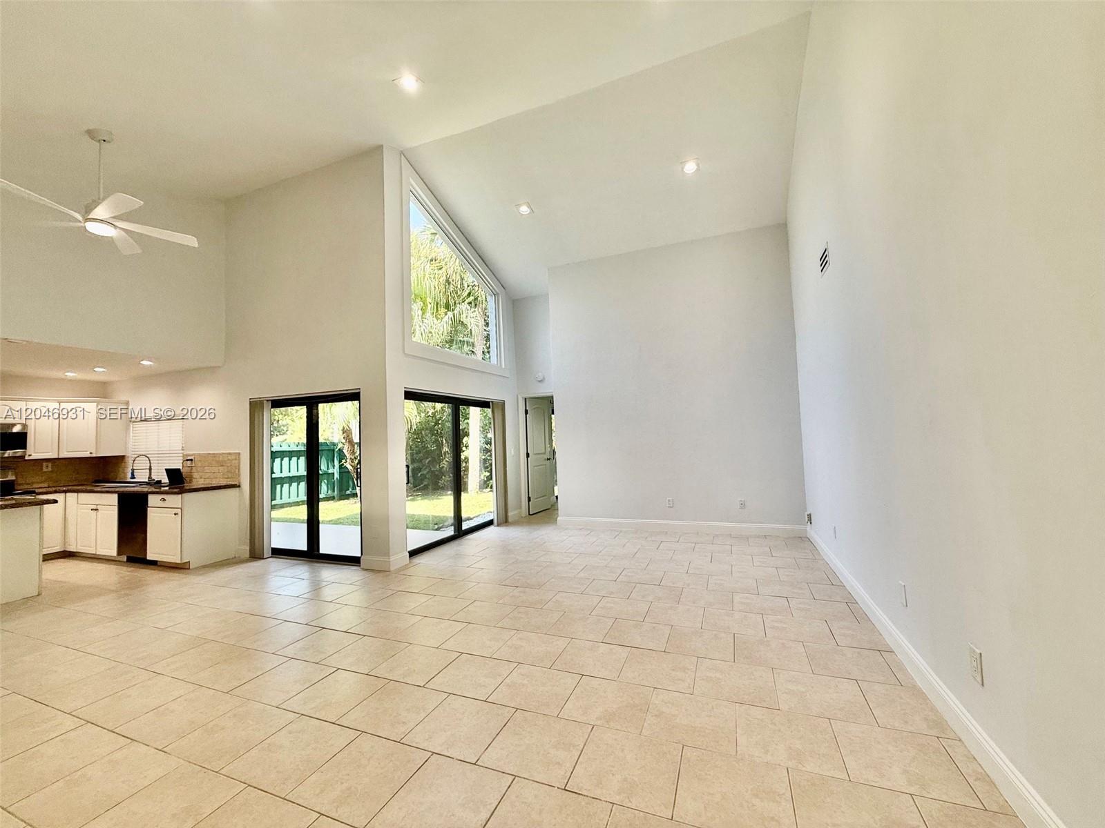 20910 Estada Lane Boca Raton, FL 33433 - Photo 3 of 17