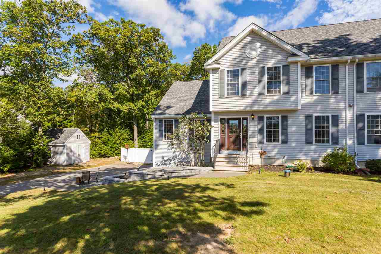 7 Fox Run Road Raymond, NH 03077 - Photo 3 of 39