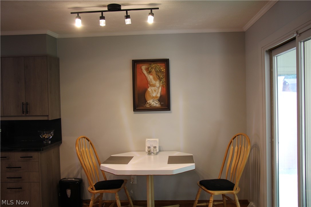 5394 Links Road Mentor, OH 44060 - Photo 11 of 32 Gallery Image 11