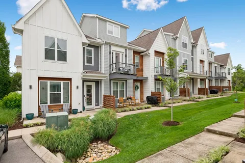 $450,000 | 700 James Avenue, Unit 28, Nashville, TN 37209