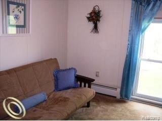 21559 Barton Road Pinckney, MI 48169 - Photo 20 of 22 photosCA8UHFLM.jpg