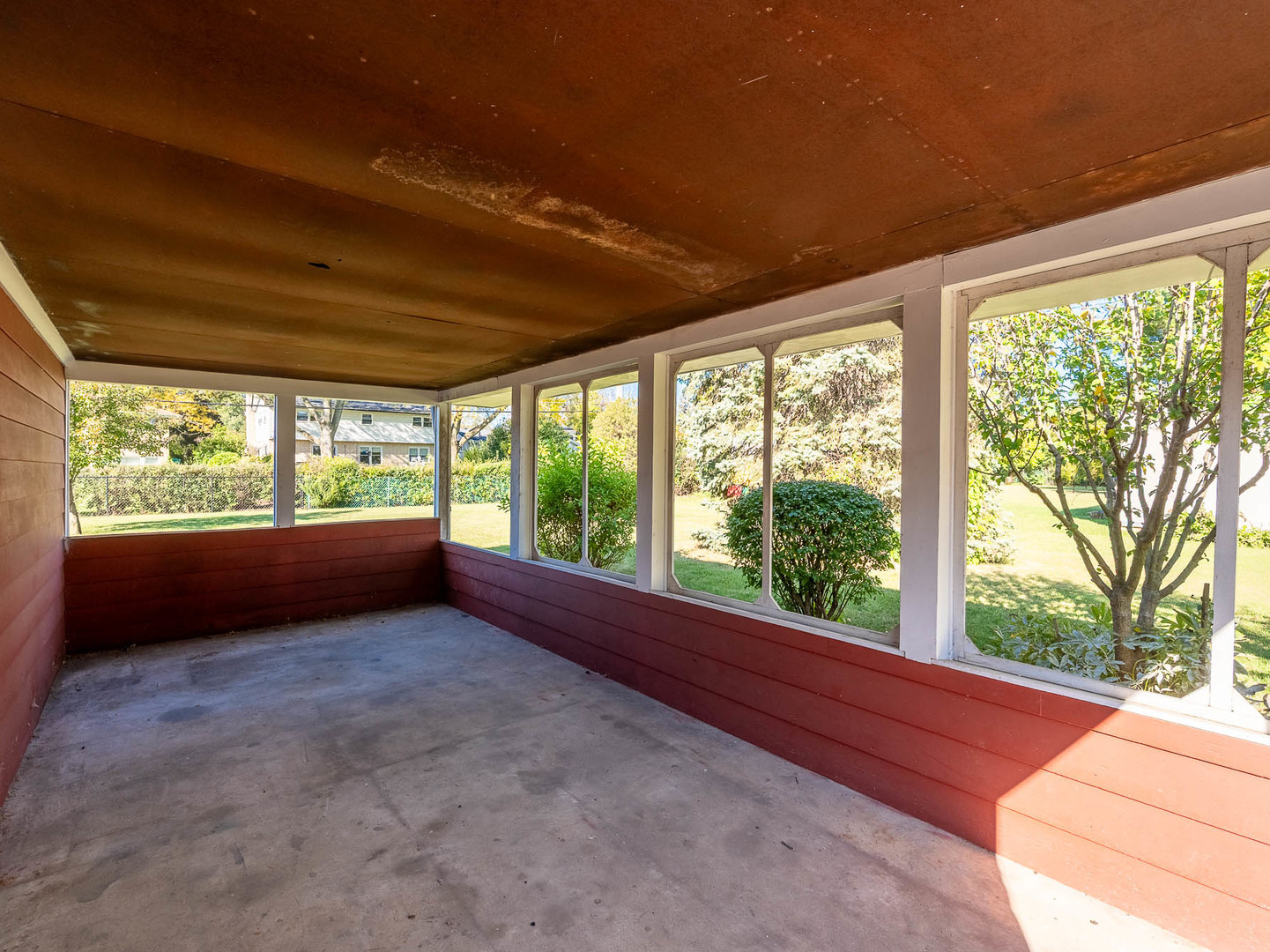 2228 High Ridge Parkway Hillside, IL 60162 - Photo 12 of 16 a view of room with a large window and front door