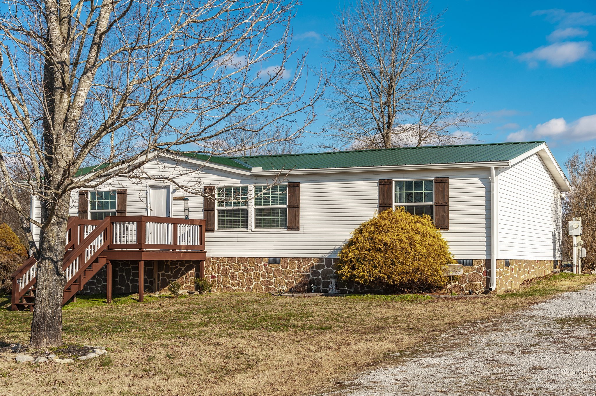 860 Rock Springs Road Castalian Springs, TN 37031 - Photo 2 of 20 Gallery Image 2