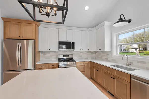 $625,000 | 24621 Kaylee Street, Shorewood, IL 60404