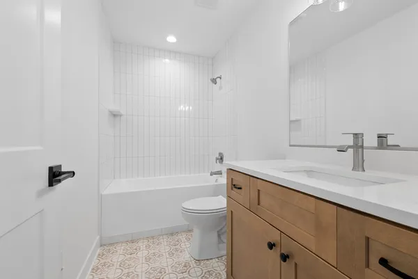 $625,000 | 24621 Kaylee Street, Shorewood, IL 60404