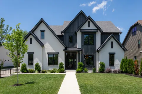 $1,949,000 | 5621 Valley View Road, Brentwood, TN 37027