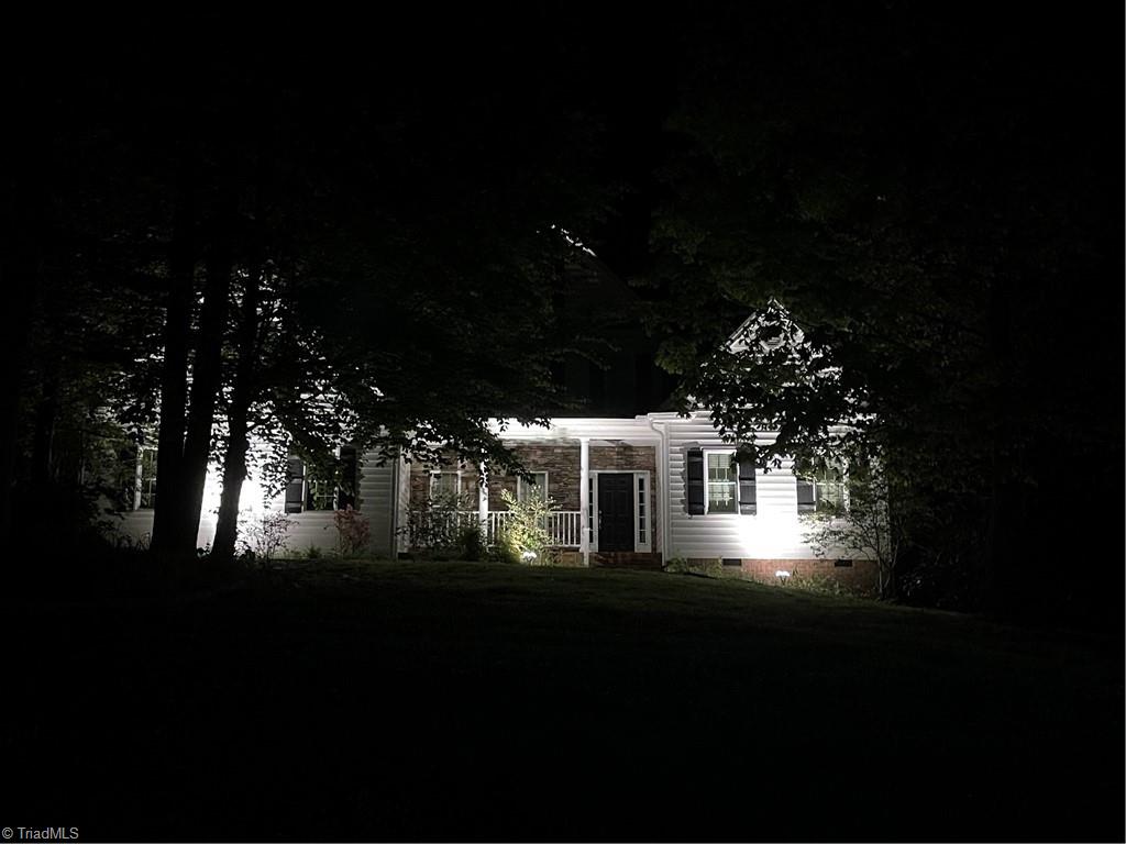 295 Canyon Road Mocksville, NC 27028 - Photo 5 of 47 Gallery Image 5