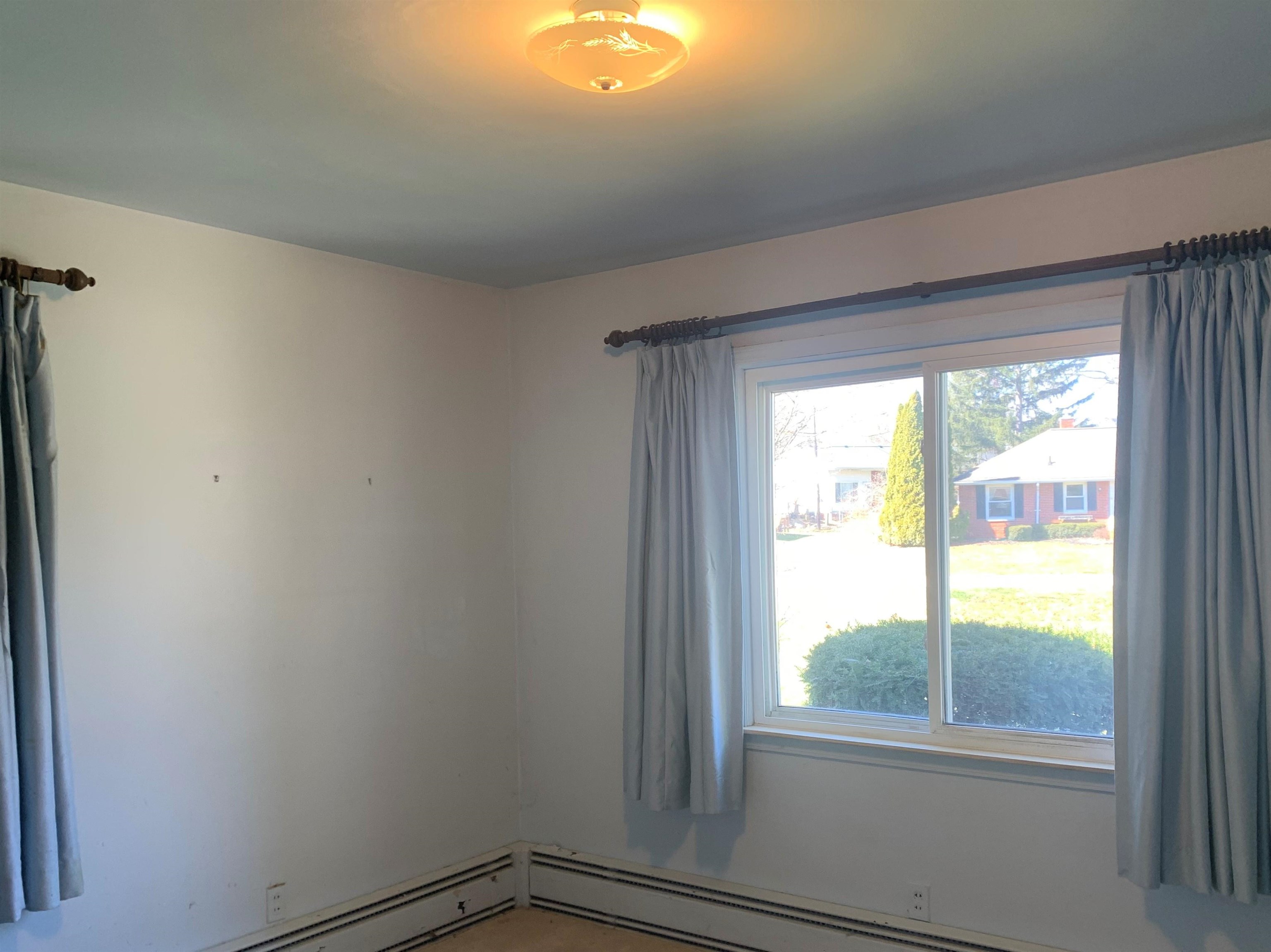 2275 Lancaster Road Bloomfield Hills, MI 48302 - Photo 10 of 26 50104638-9.JPG