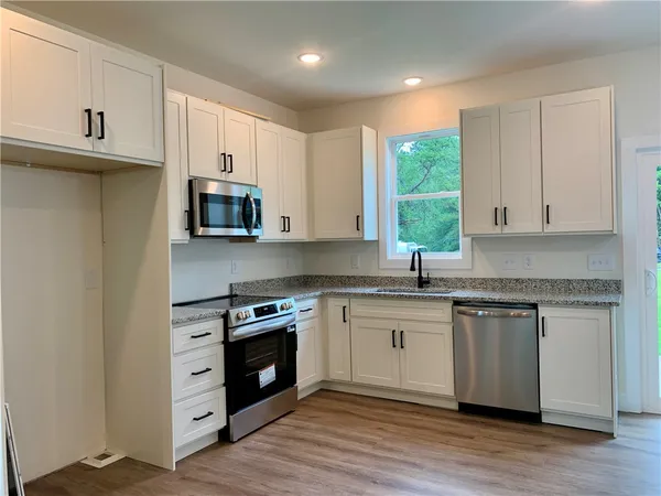 $379,900 | 103 Stephens Road, Pendleton, SC 29670