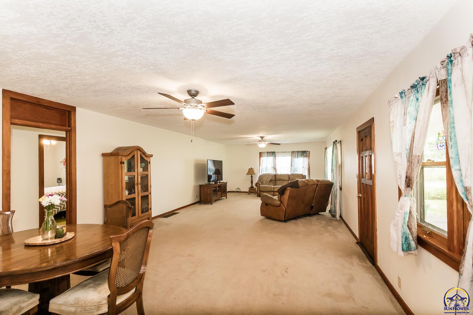 2626 Rd F Americus, KS 66835 - Photo 8 of 70