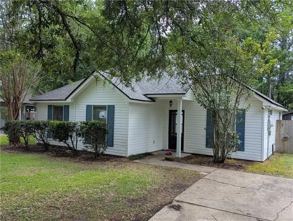 $1,800 | 71113 Lake Placid Drive, Covington, LA 70433