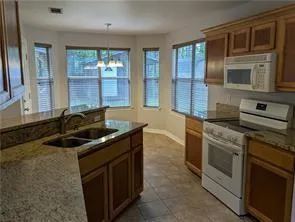 $1,800 | 71113 Lake Placid Drive, Covington, LA 70433