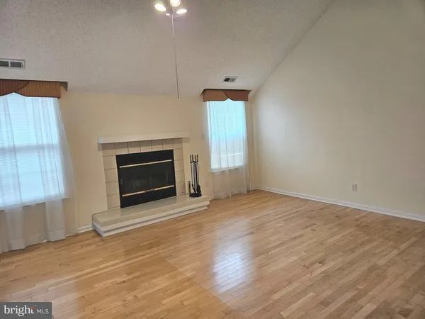 $2,500 | 409 Talon Court, Lawrence Township, NJ 08648