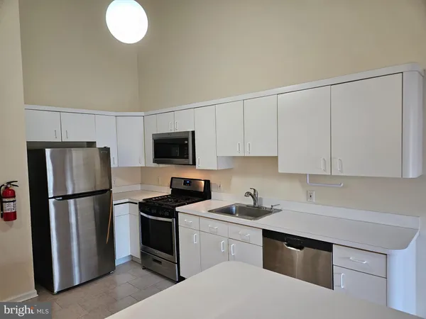 $2,500 | 409 Talon Court, Lawrence Township, NJ 08648